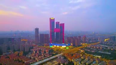 南京城市交通日落晚霞航拍视频的预览图